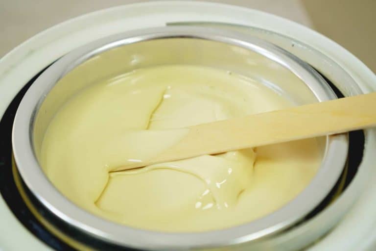 Carnauba Wax vs Beeswax [WHICH IS BEST?] Grampa's Honey